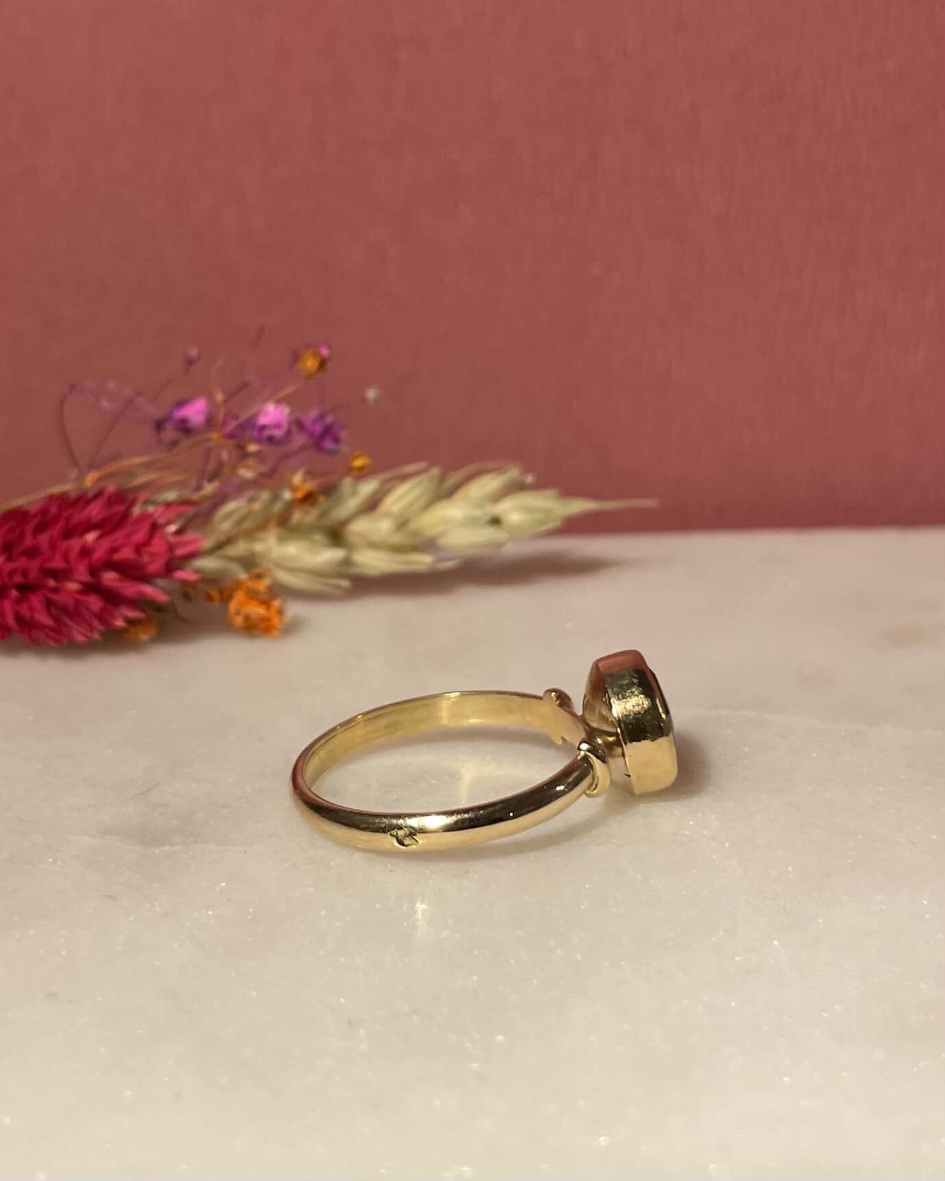 Bague Solitaire Grenat 1.45 Carat "Laurianne" - Elliade Paris