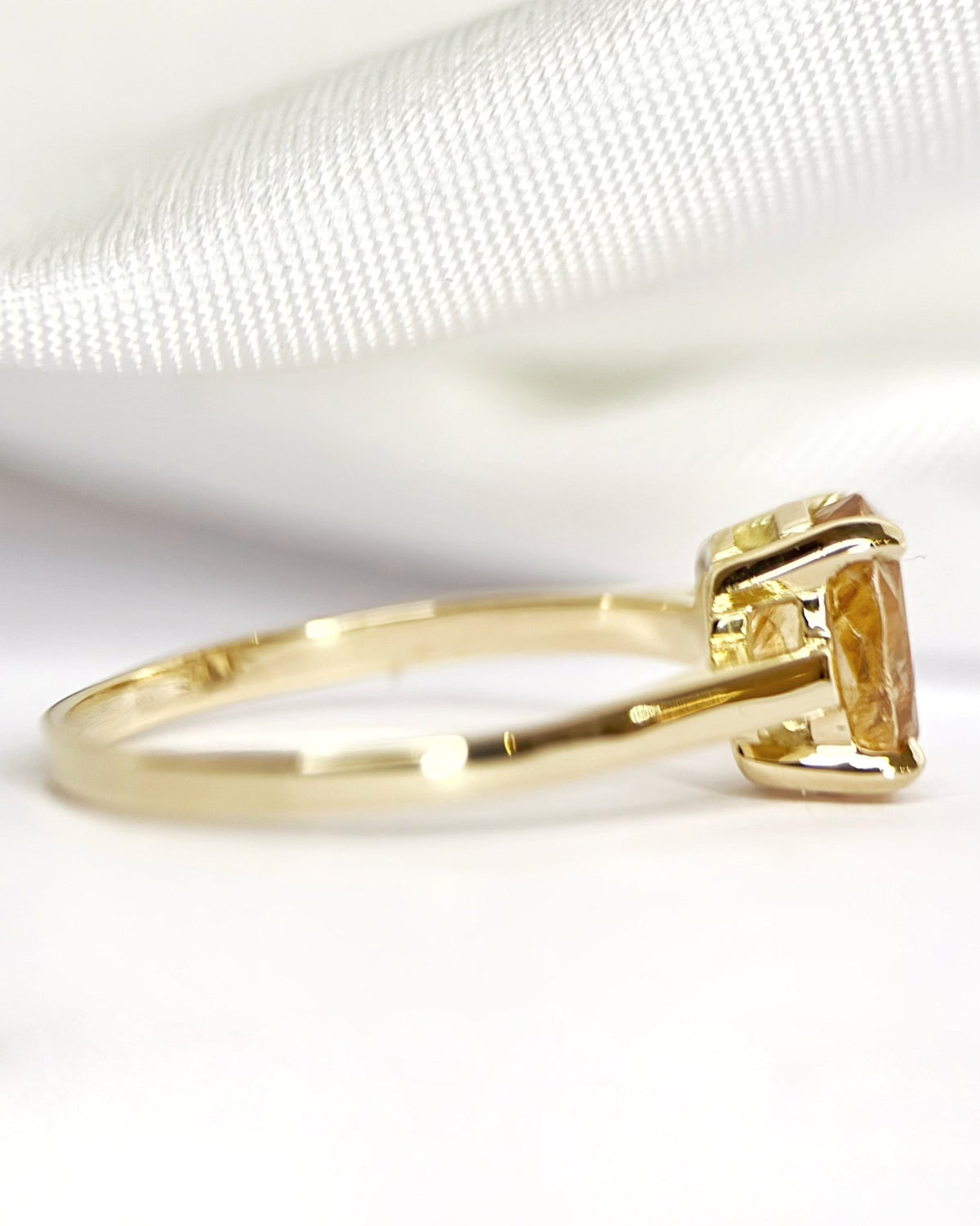 Bague Solitaire Grenat Hessonite 1.38 carat "Mélanie" - Elliade Paris