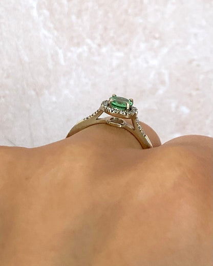 Bague Solitaire Grenat Vert 0.67 carat &amp; Diamants 0.22 carat "Erika" - Elliade Paris