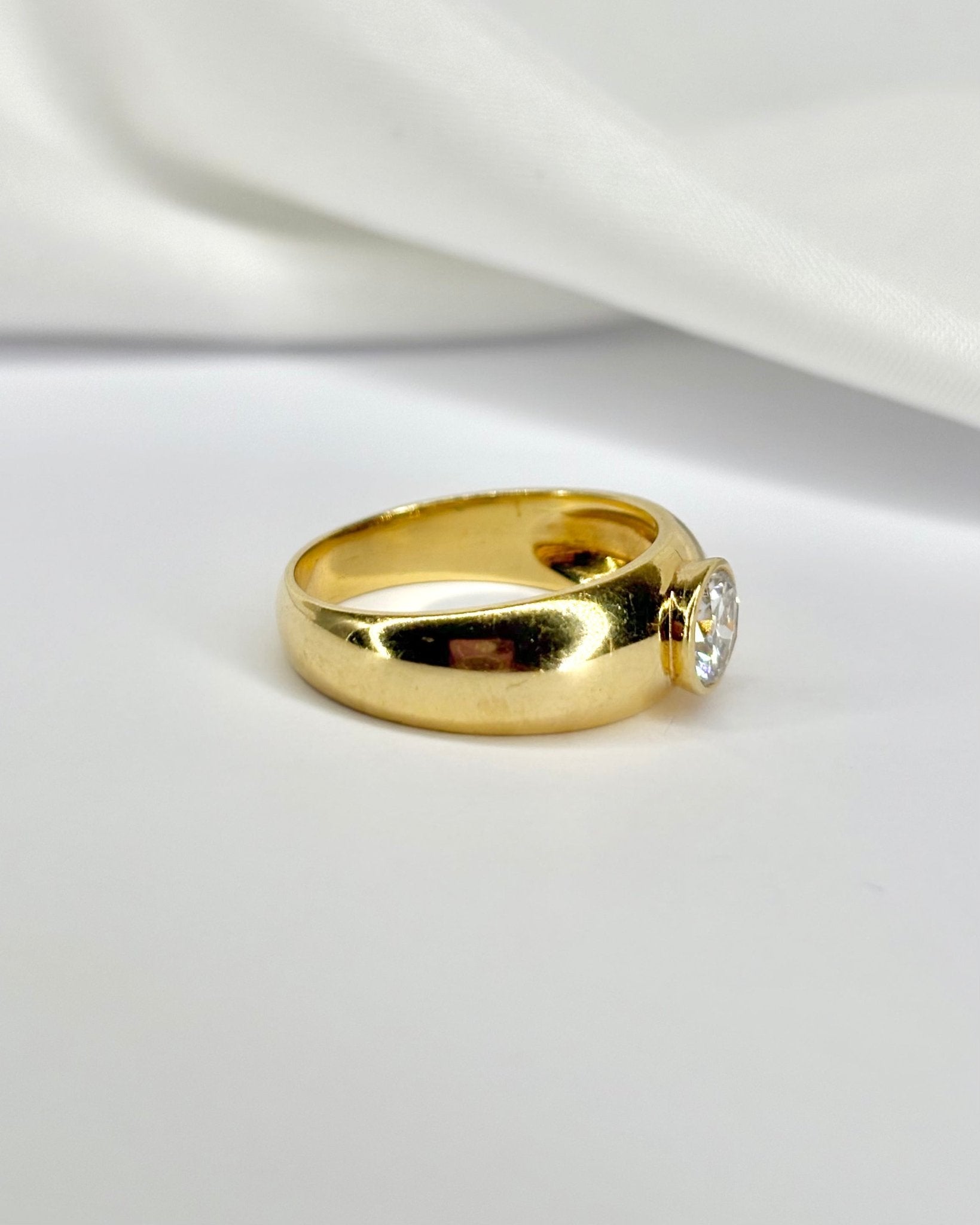 Bague Solitaire Jonc Diamant 0.50 carat &amp; Or 5,69 g "Livia" - Elliade Paris