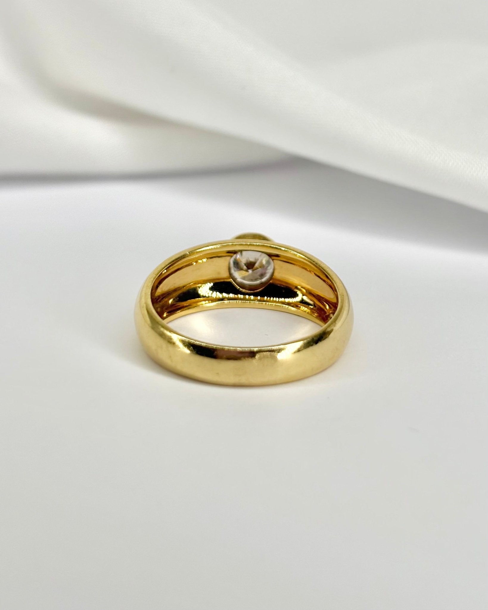 Bague Solitaire Jonc Diamant 0.50 carat &amp; Or 5,69 g "Livia" - Elliade Paris