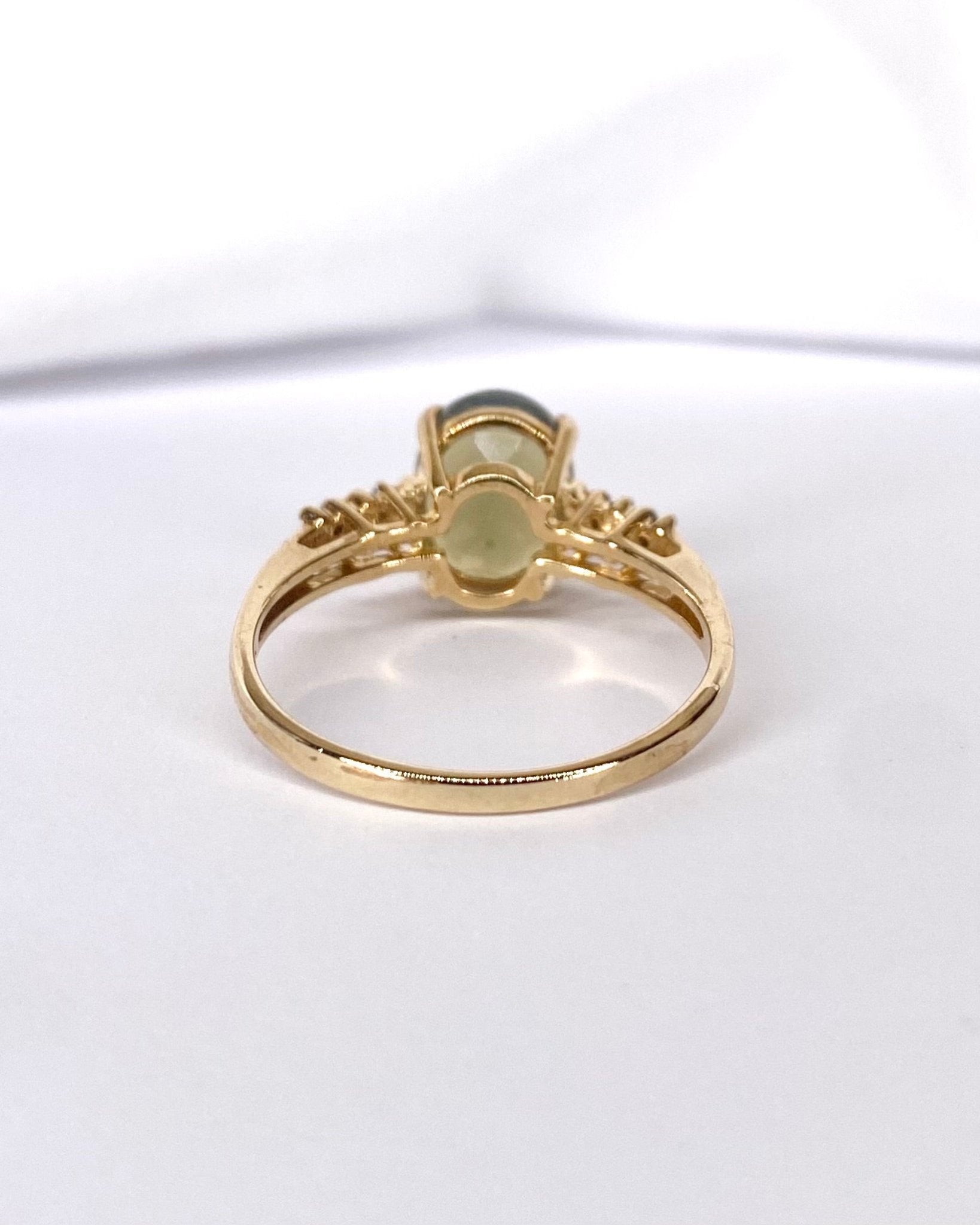 Bague Solitaire Opale Facettée 1.54 carat &amp; 8 Diamants "Anastasia" - Elliade Paris