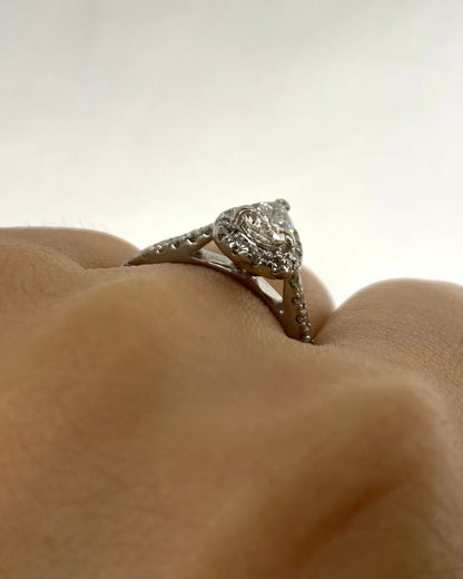 Bague Solitaire Poire Diamants 1.03 carat &quot;Noëmie&quot; - Elliade Paris