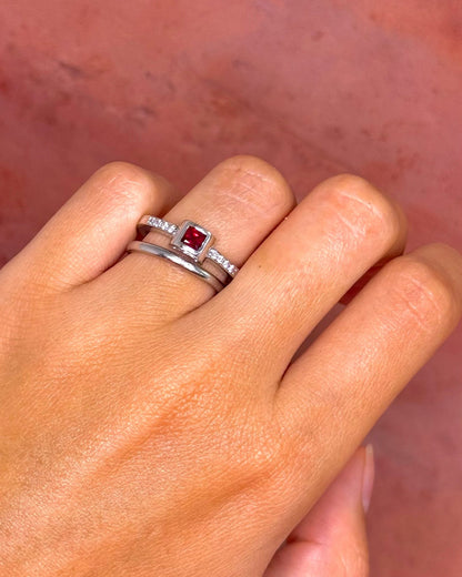 Bague Solitaire Rubis 0.30 carat &amp; Diamants 4.31g "Ernest" - Elliade Paris