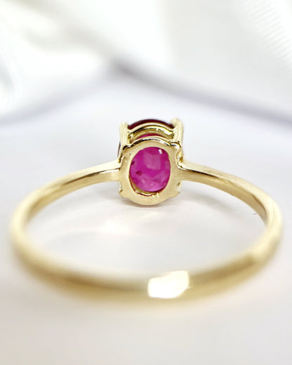 Bague Solitaire Rubis 0.92 carat "Ines" - Elliade Paris