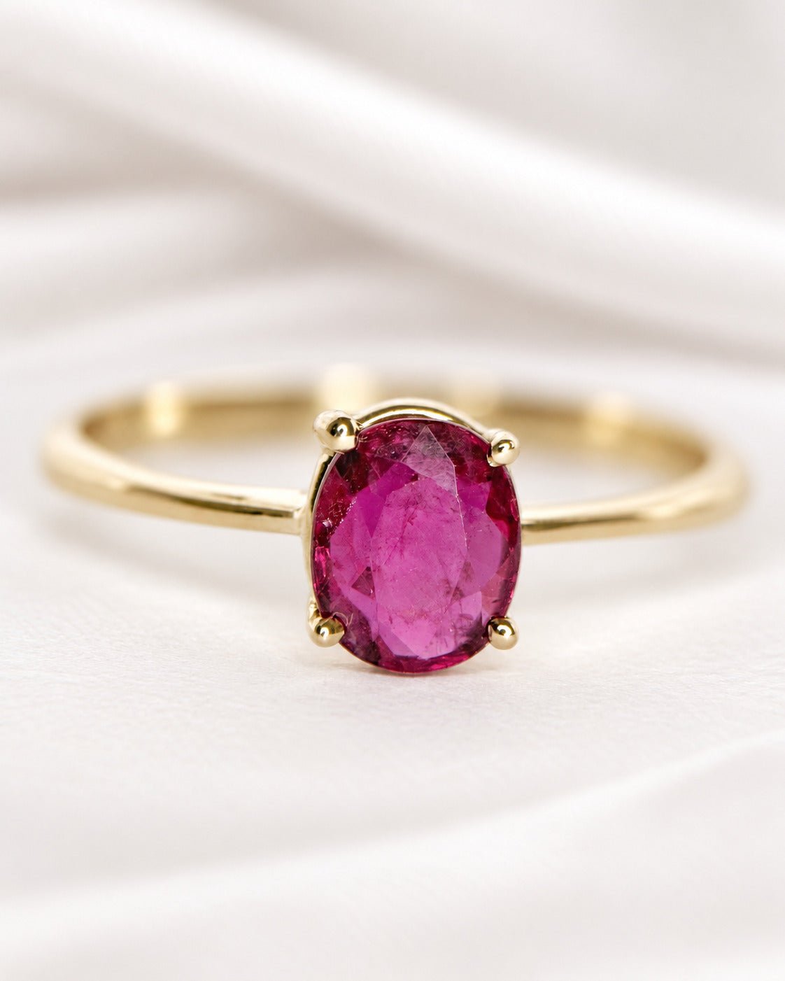 Bague Solitaire Rubis 0.92 carat "Ines" - Elliade Paris