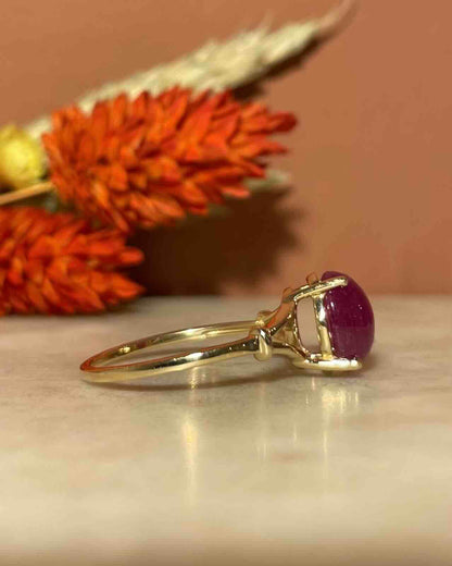 Bague solitaire Rubis 2.80 carats cabochon &quot;Mélanie&quot; - Elliade Paris