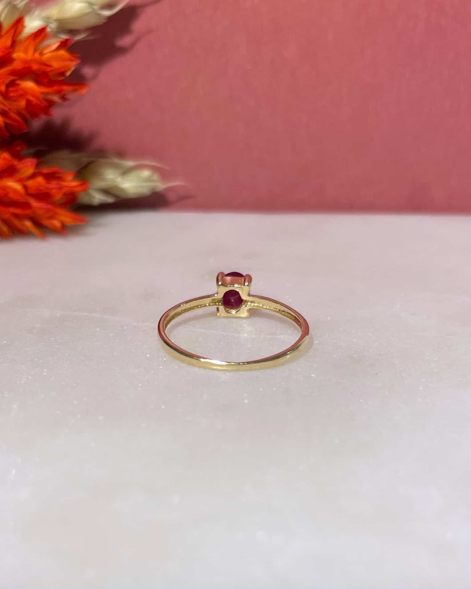 Bague Solitaire Rubis 0.40 carat "Joelia" - Elliade Paris