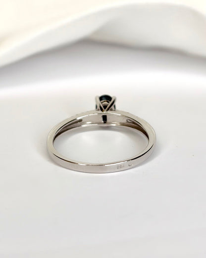 Bague Solitaire Saphir 0.65 carat &amp; Diamants "Oxa" - Elliade Paris