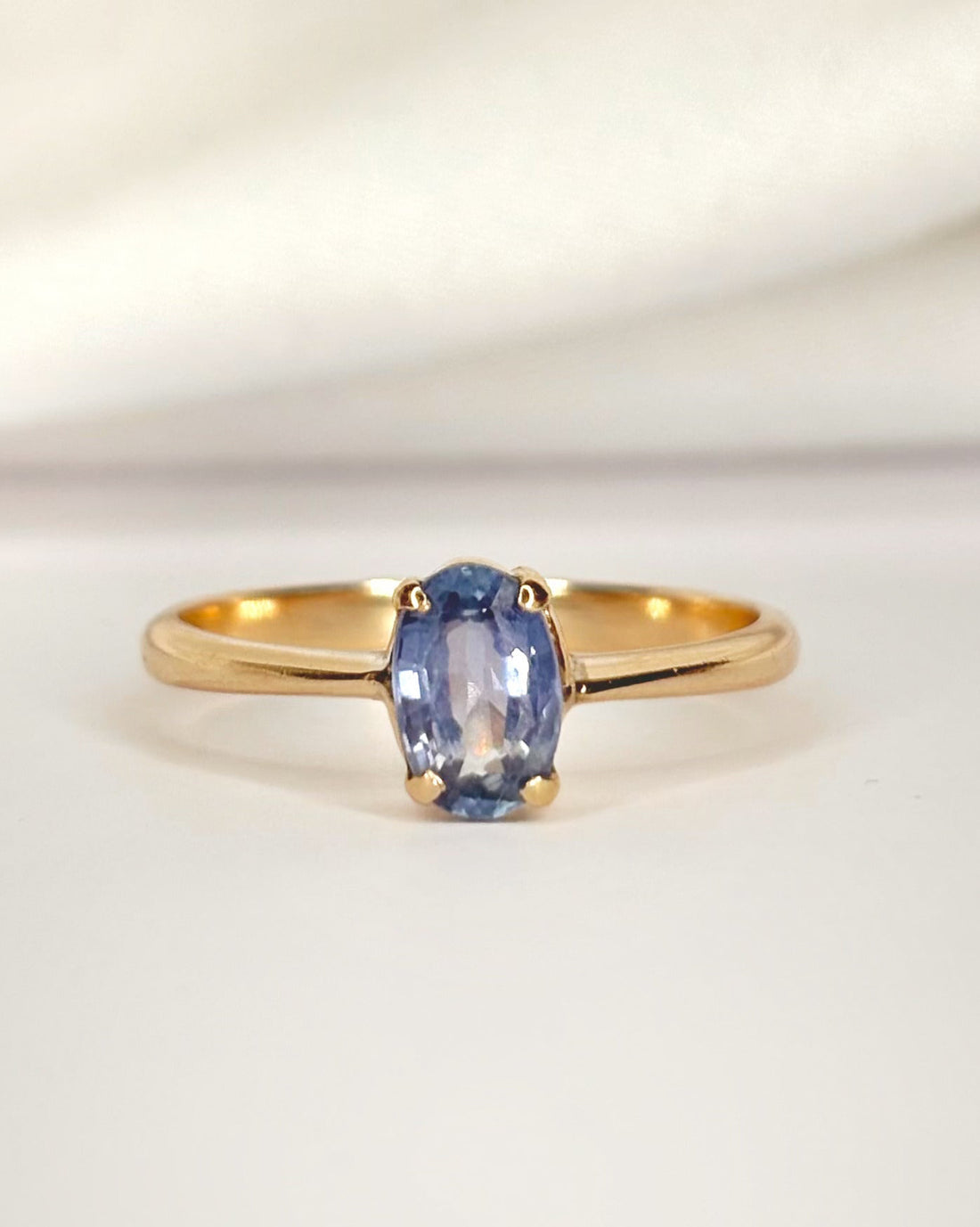 Bague Solitaire Saphir 0.80 carat "Flore" - Elliade Paris