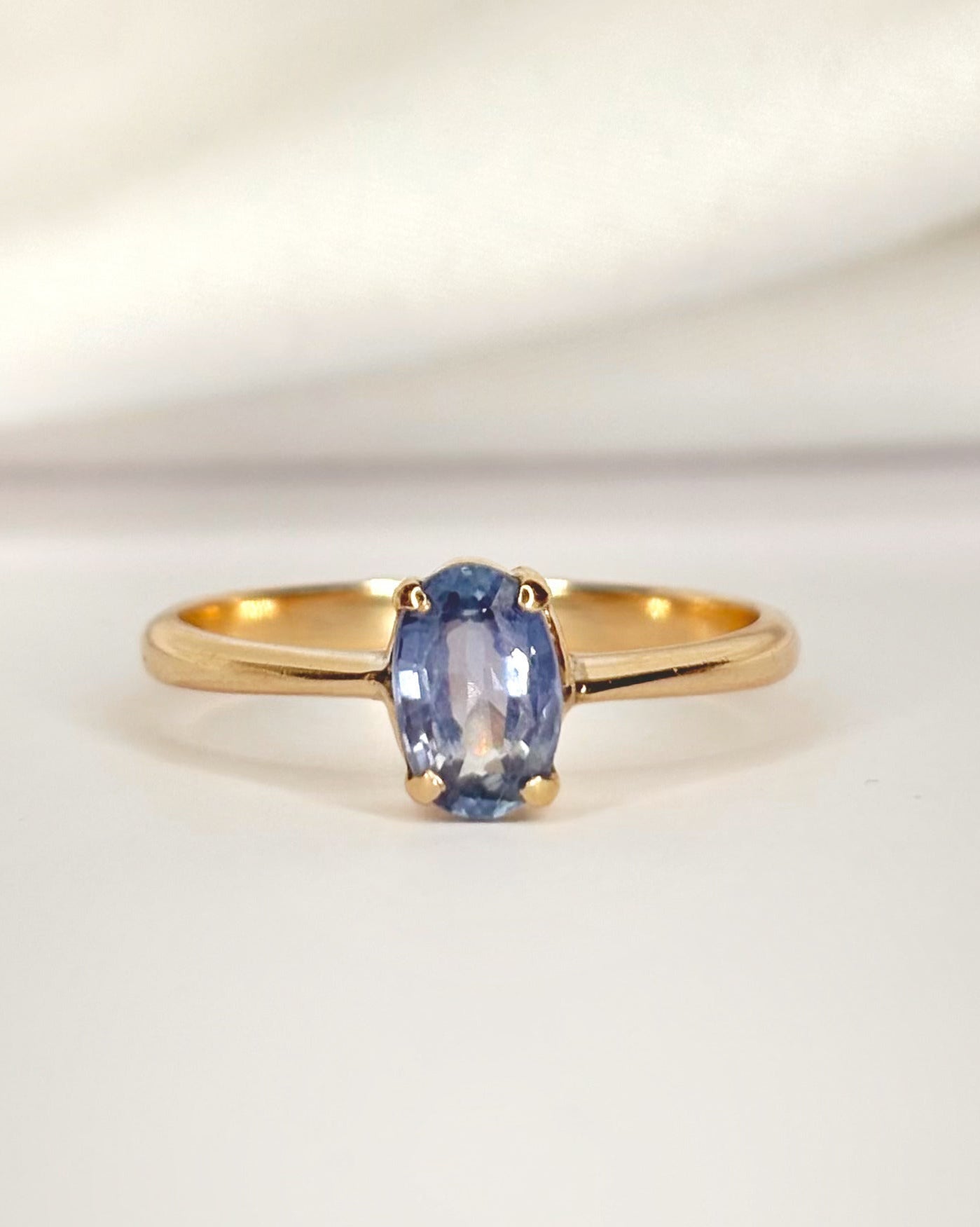 Bague Solitaire Saphir 0.80 carat "Flore" - Elliade Paris