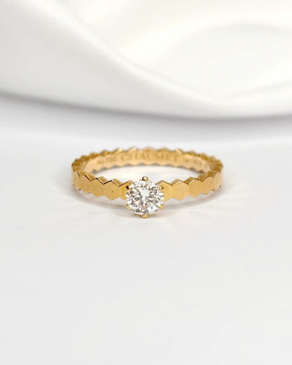 Bague Solitaire Signée Chaumet Diamant 0.30 carat "Bee my love" - Elliade Paris