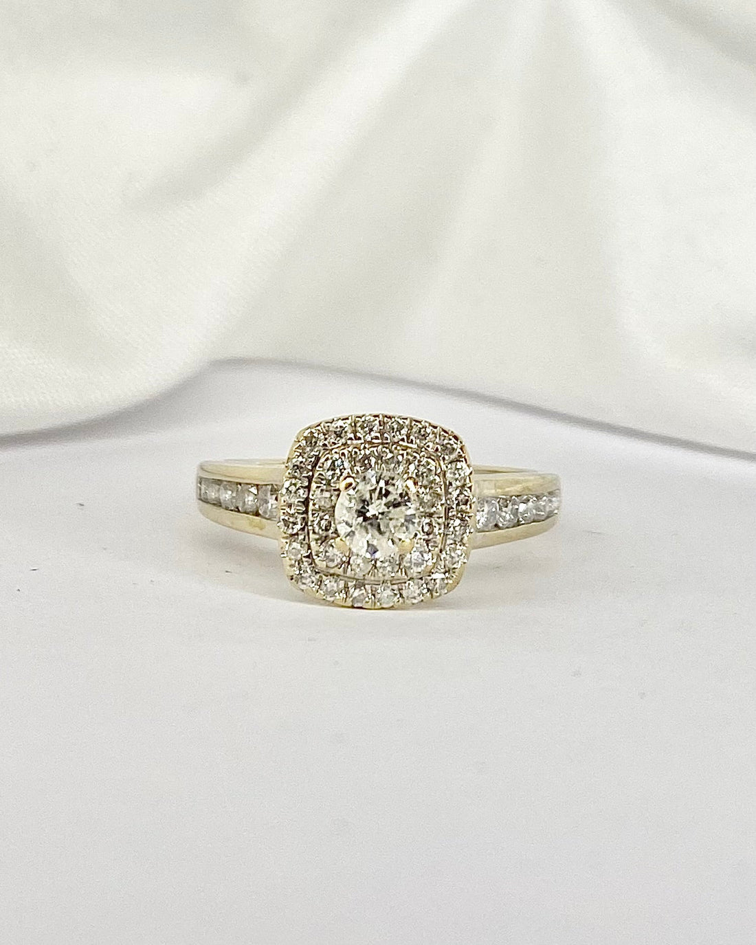 Bague Solitaire Style Art Déco Diamants 0.80 carat &quot;Colombe&quot; - Elliade Paris