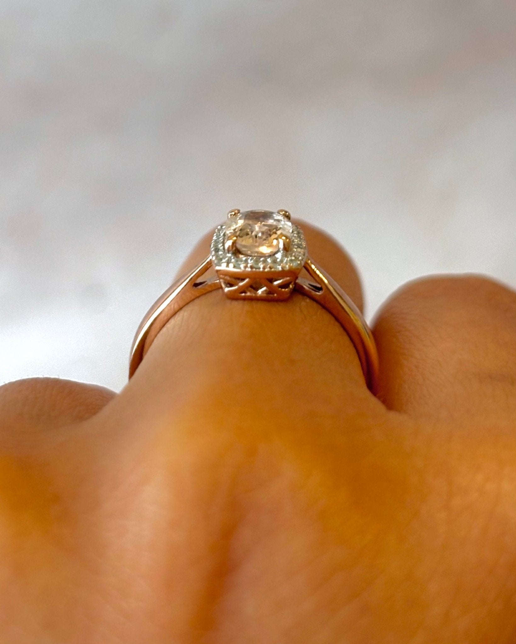 Bague Solitaire Style Art Déco Morganite 0.70 carat &amp; Diamants "Adeline" - Elliade Paris