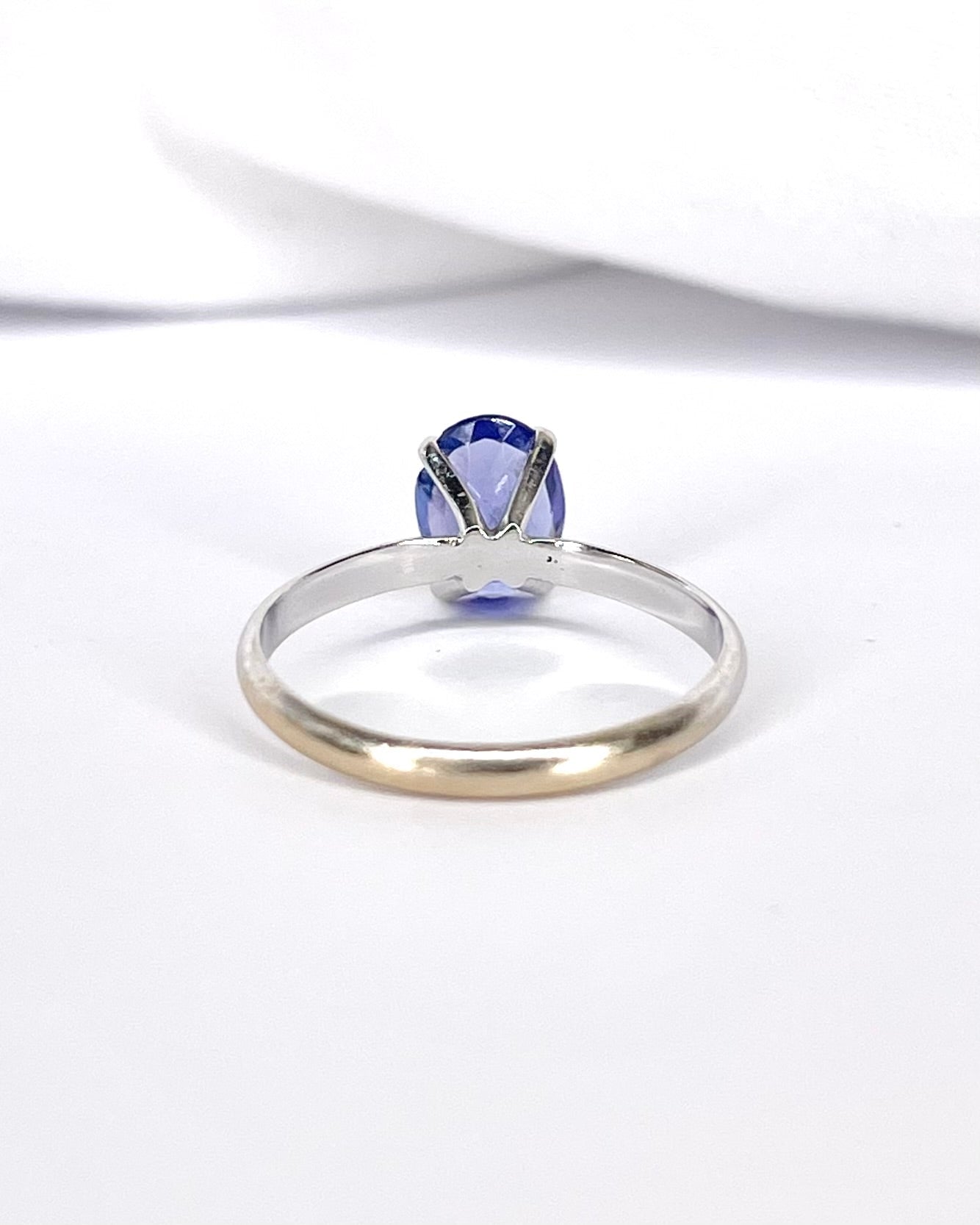 Bague Solitaire Tanzanite 1.30 carat "Zahia" - Elliade Paris