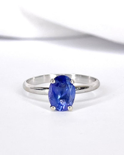 Bague Solitaire Tanzanite 1.30 carat "Zahia" - Elliade Paris