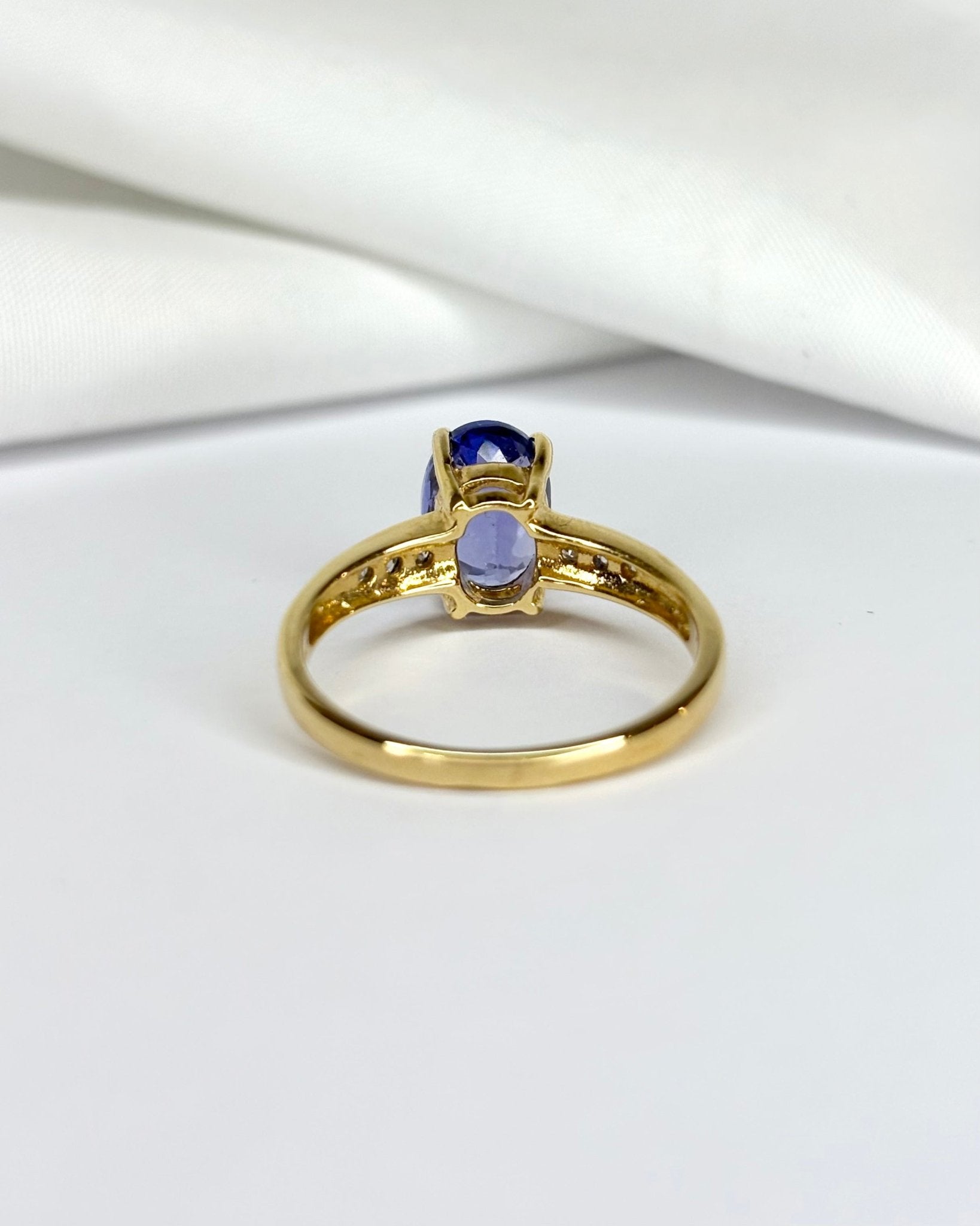 Bague Solitaire Tanzanite 2 carats &amp; 6 Diamants "Aïna" - Elliade Paris