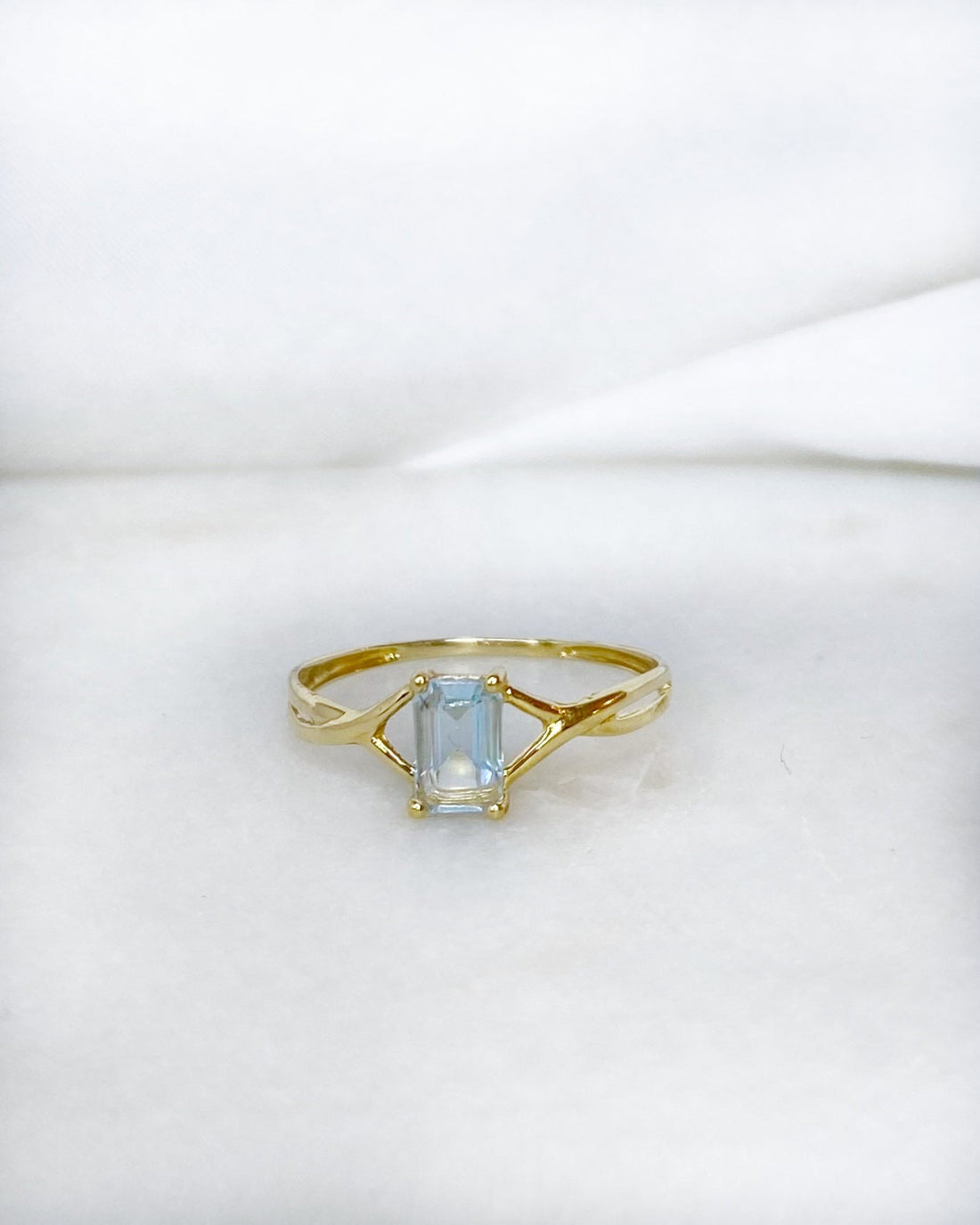 Bague solitaire Topaze 0.77 carat &quot;Mironelle&quot; - Elliade Paris