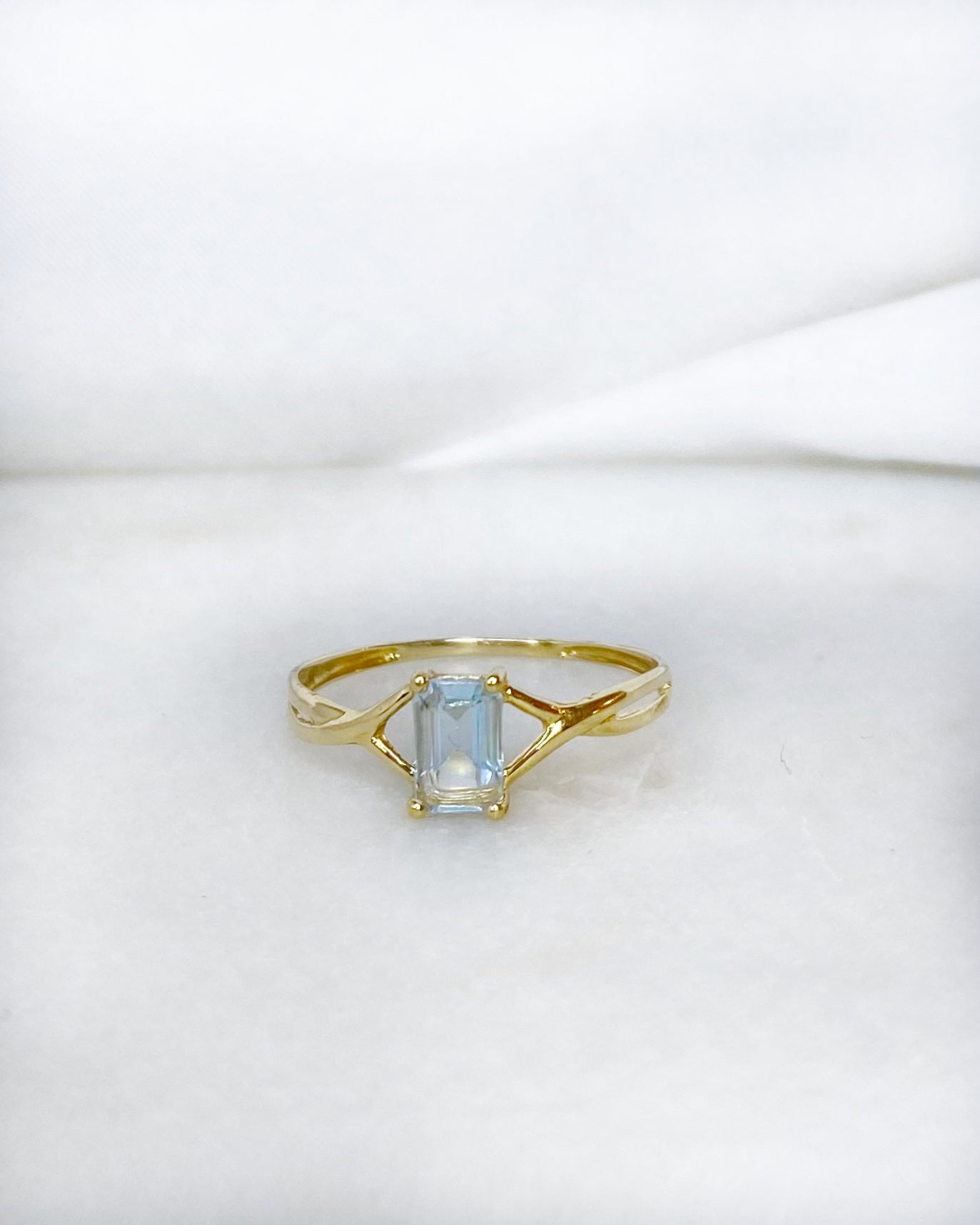 Bague solitaire Topaze 0.77 carat &quot;Mironelle&quot; - Elliade Paris