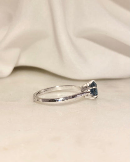 Bague Solitaire Topaze 1 carat &quot;Indra&quot; - Elliade Paris