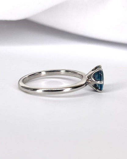 Bague Solitaire Topaze 1.70 carat "Charlie" - Elliade Paris