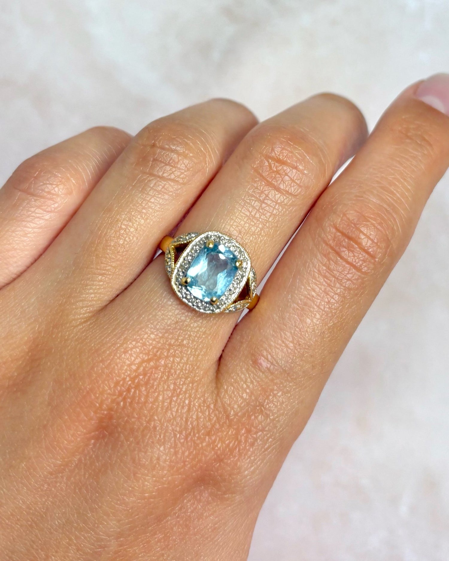 Bague Solitaire Topaze 2.20 carats &amp; Diamants "Micheline" - Elliade Paris
