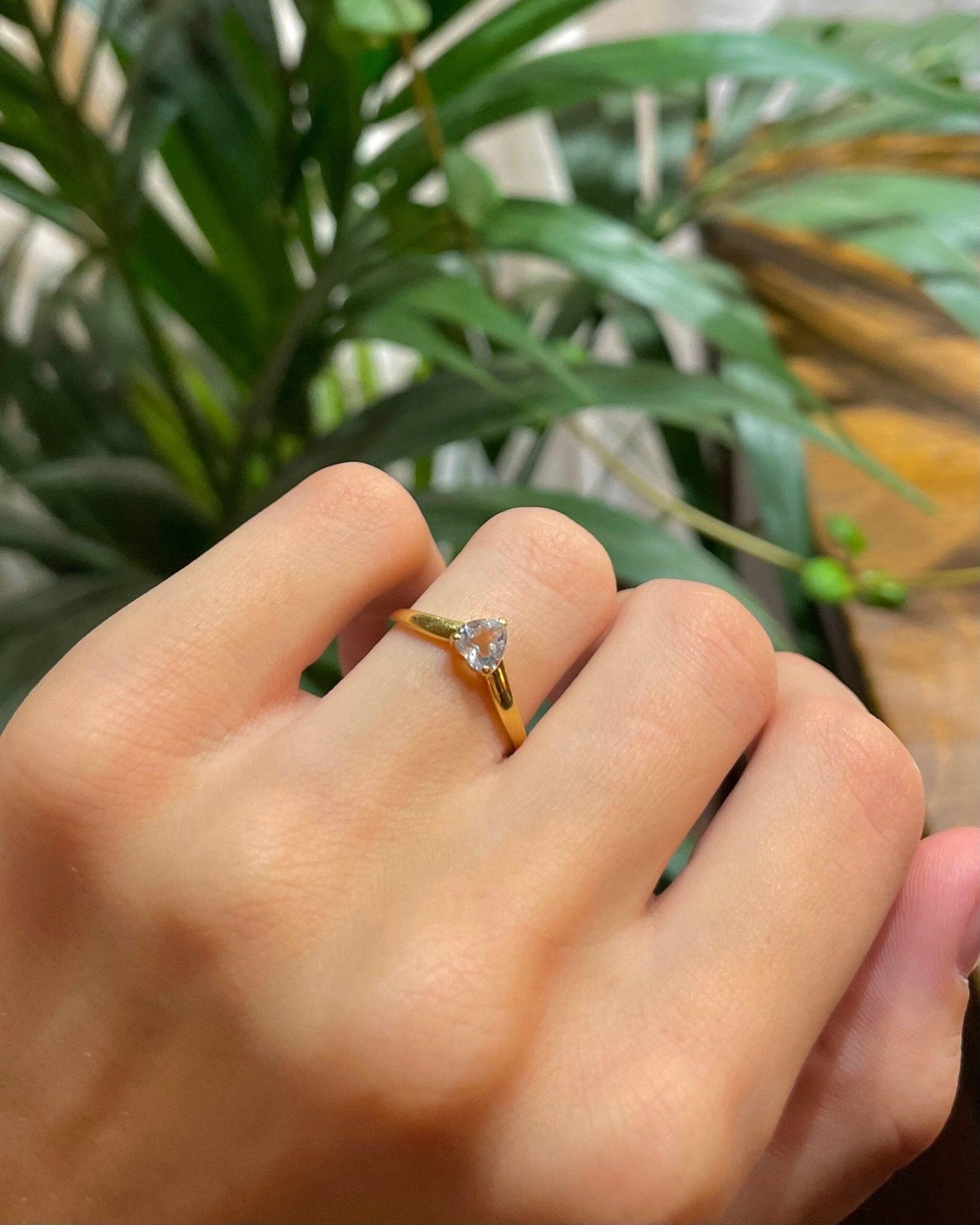 Bague Solitaire Topaze Coeur "Ivy" - Elliade Paris