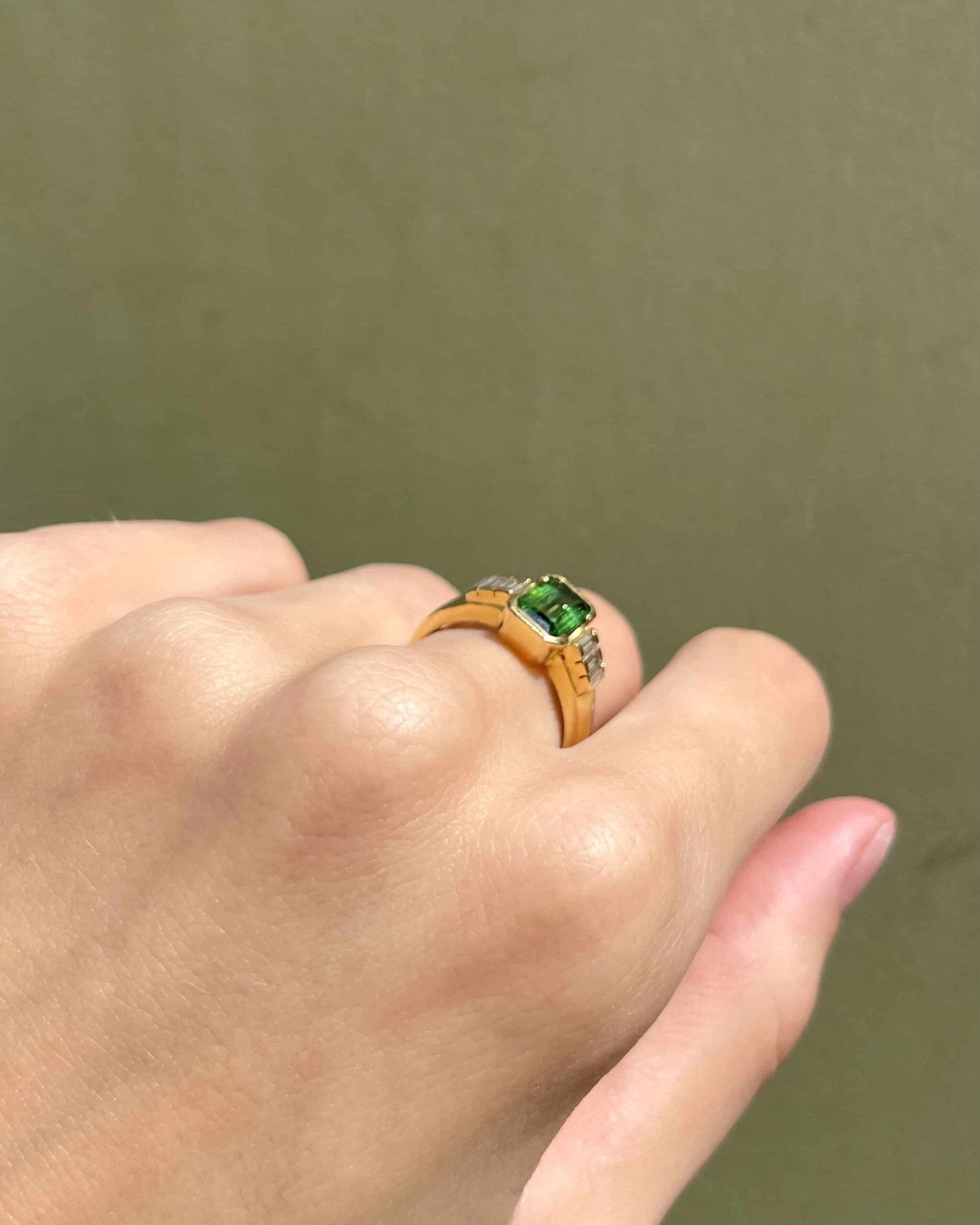 Bague Solitaire Tourmaline 1.40 carat &amp; Diamants "Palmyre" - Elliade Paris