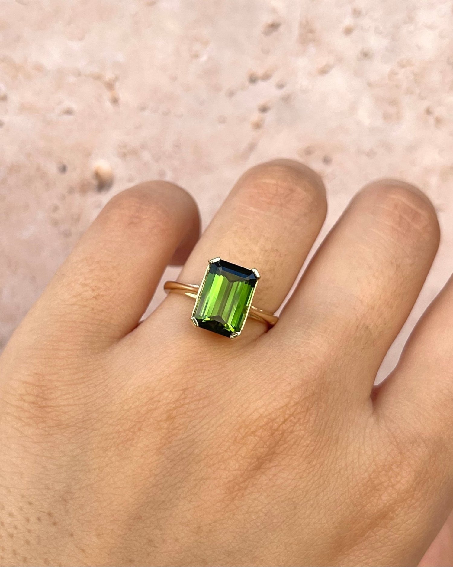 Bague Solitaire Tourmaline 3.10 carats 4.09g "Inès" - Elliade Paris