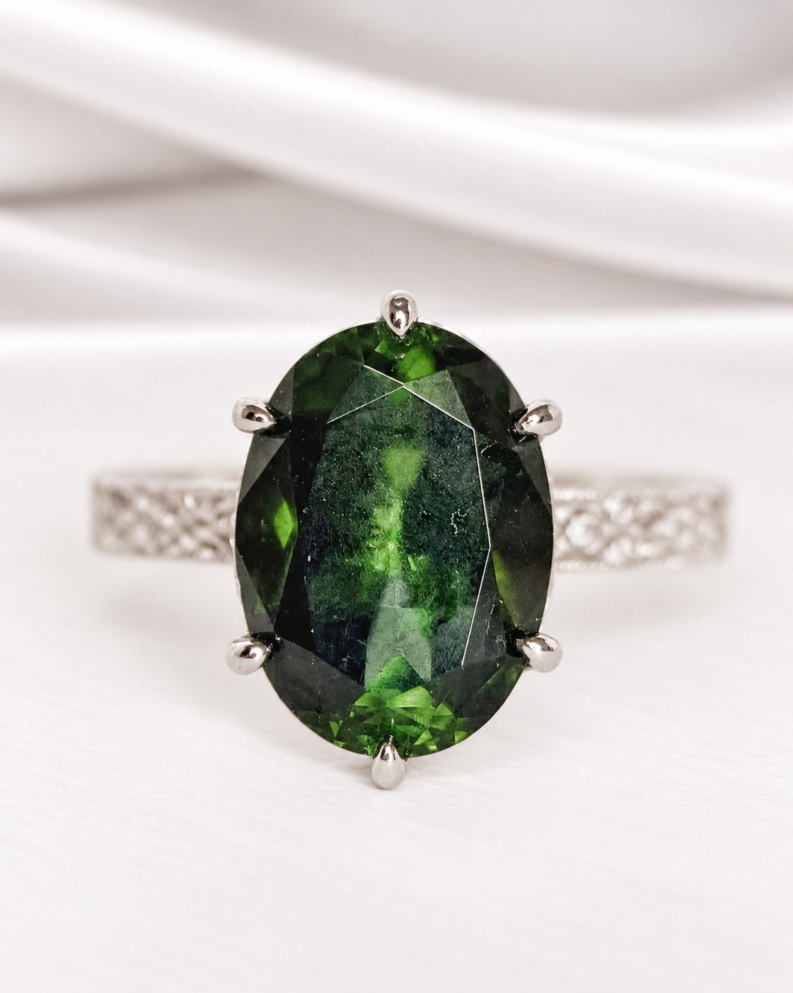 Bague Solitaire Tourmaline 4.37 carats &amp; Diamants "Irina" - Elliade Paris