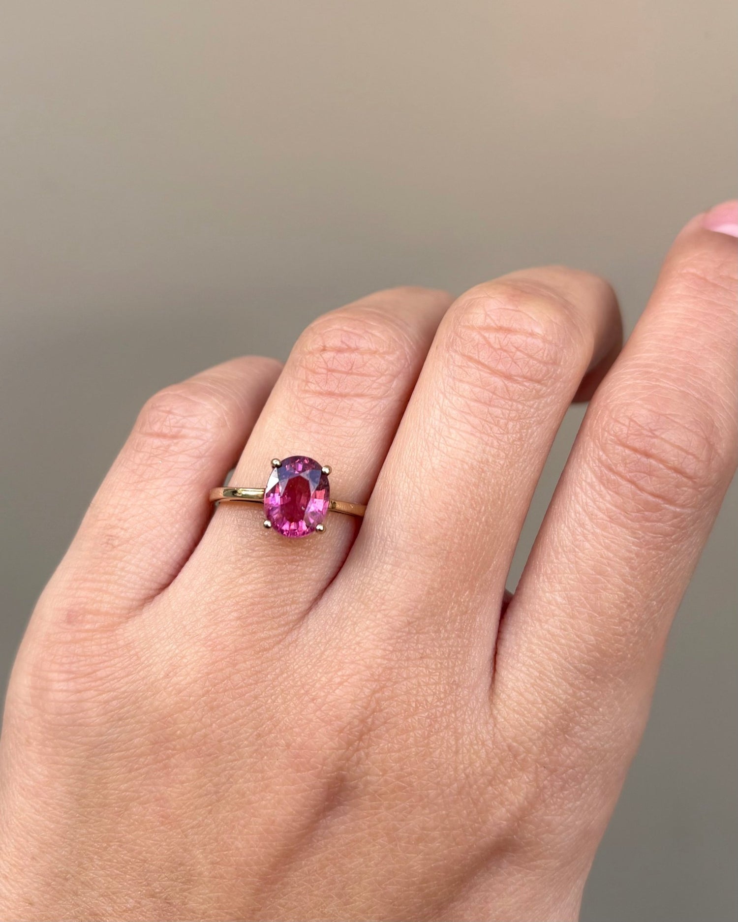 Bague Solitaire Tourmaline Rose 1.84 carat &quot;Leslie&quot; - Elliade Paris
