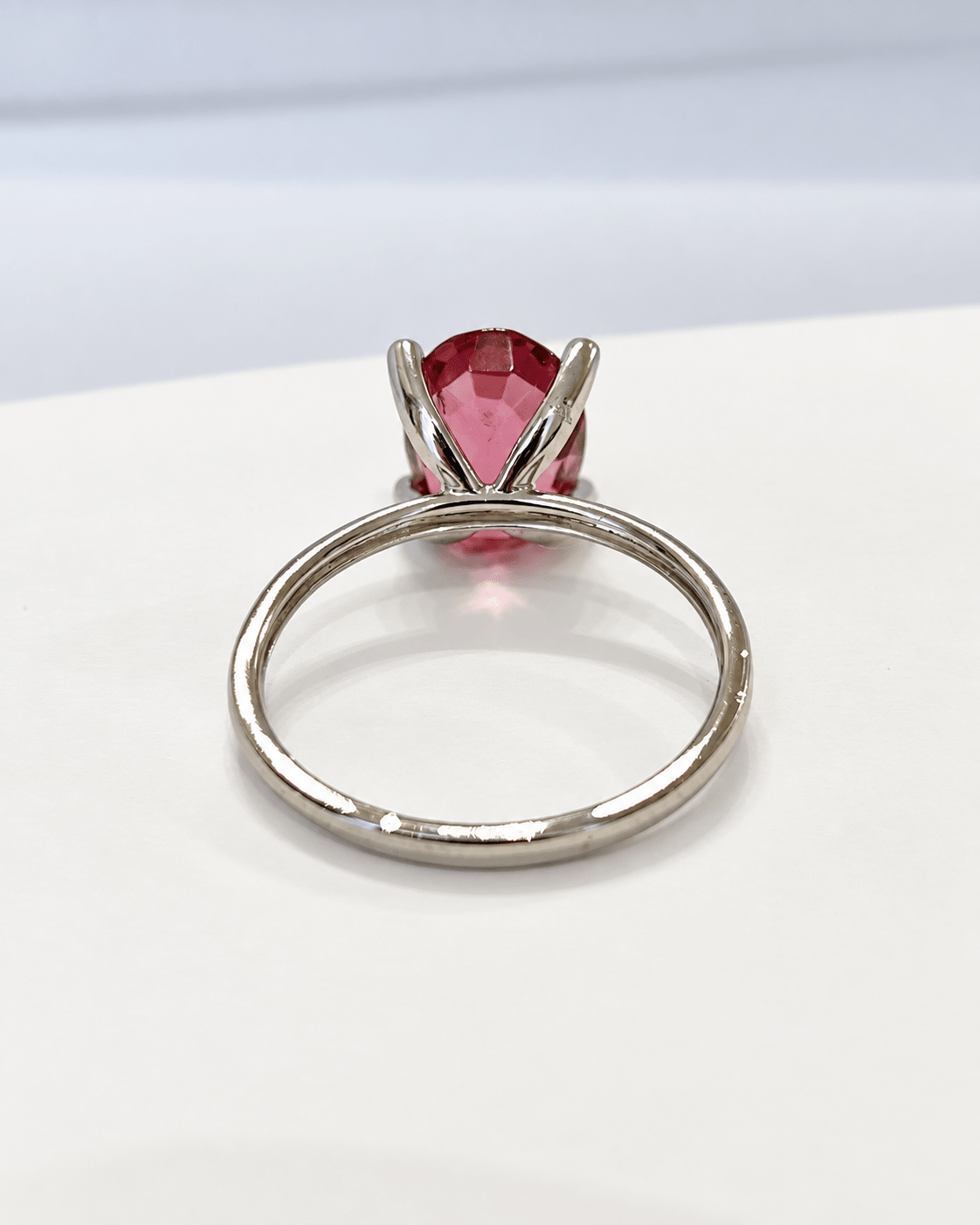 Bague Solitaire Tourmaline Rose 1.90 carat &amp; Diamants "Vicky" - Elliade Paris