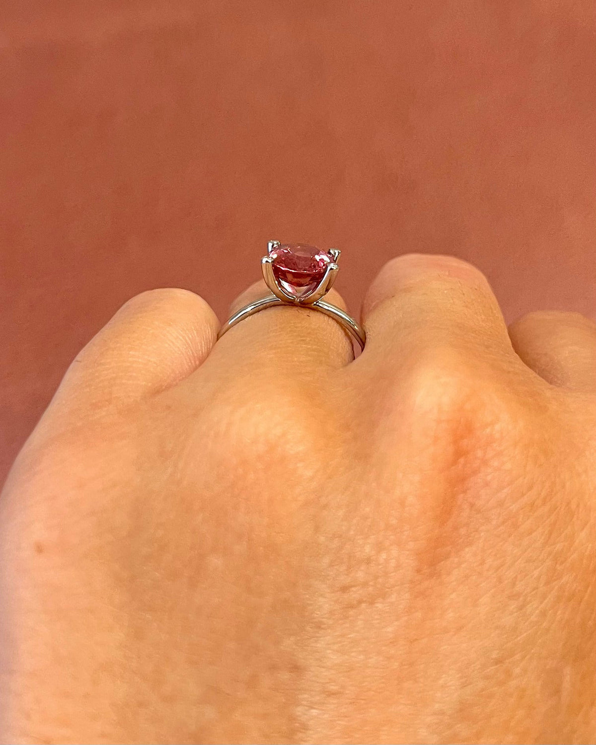 Bague Solitaire Tourmaline Rose 1.90 carat &amp; Diamants "Vicky" - Elliade Paris