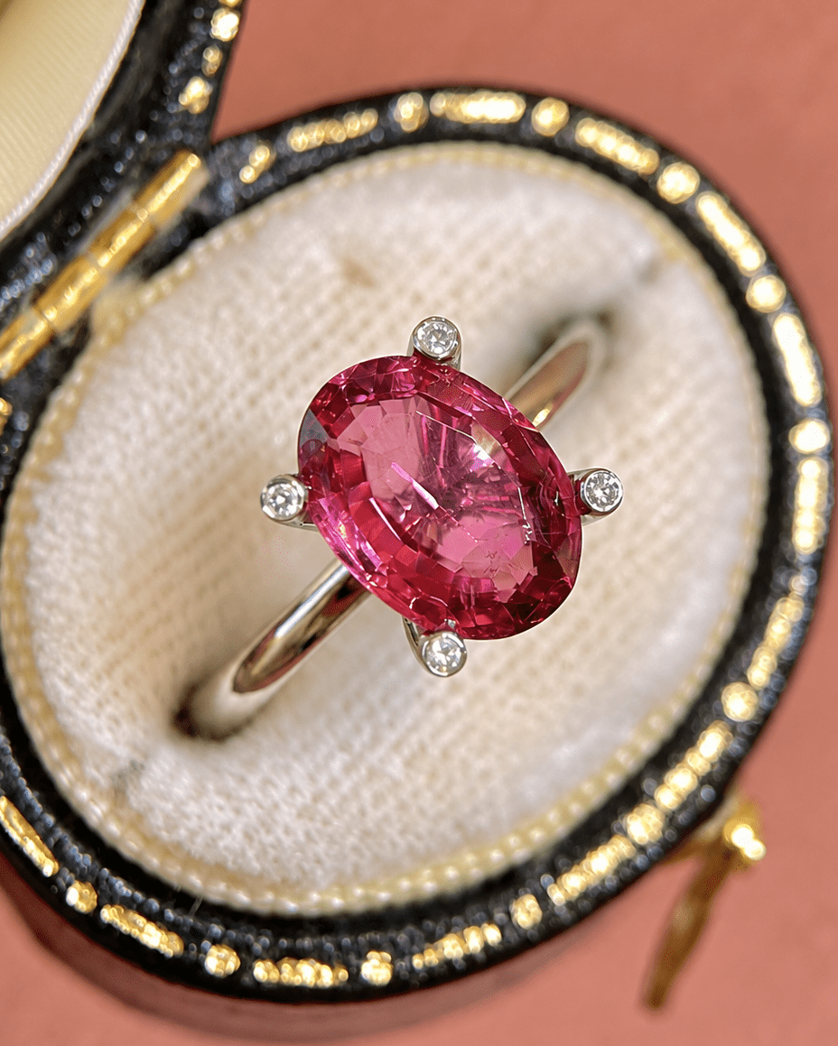 Bague Solitaire Tourmaline Rose 1.90 carat &amp; Diamants "Vicky" - Elliade Paris