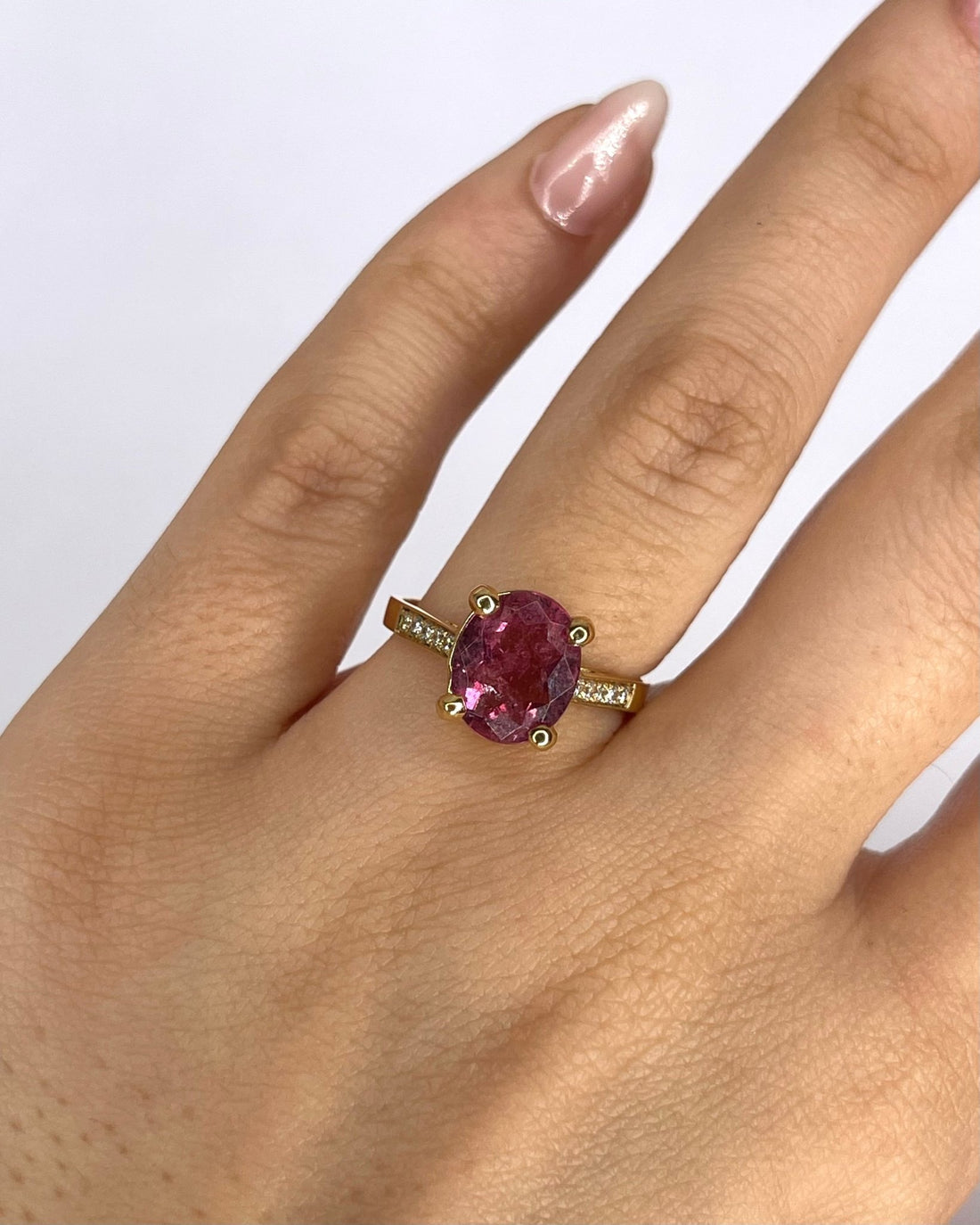 Bague Solitaire Tourmaline Rose 2.40 carats &amp; Diamants "Pauline" - Elliade Paris