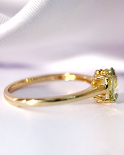 Bague Solitaire Tourmaline Sauge 1.12 carat &amp; Diamants "Vanessa" - Elliade Paris