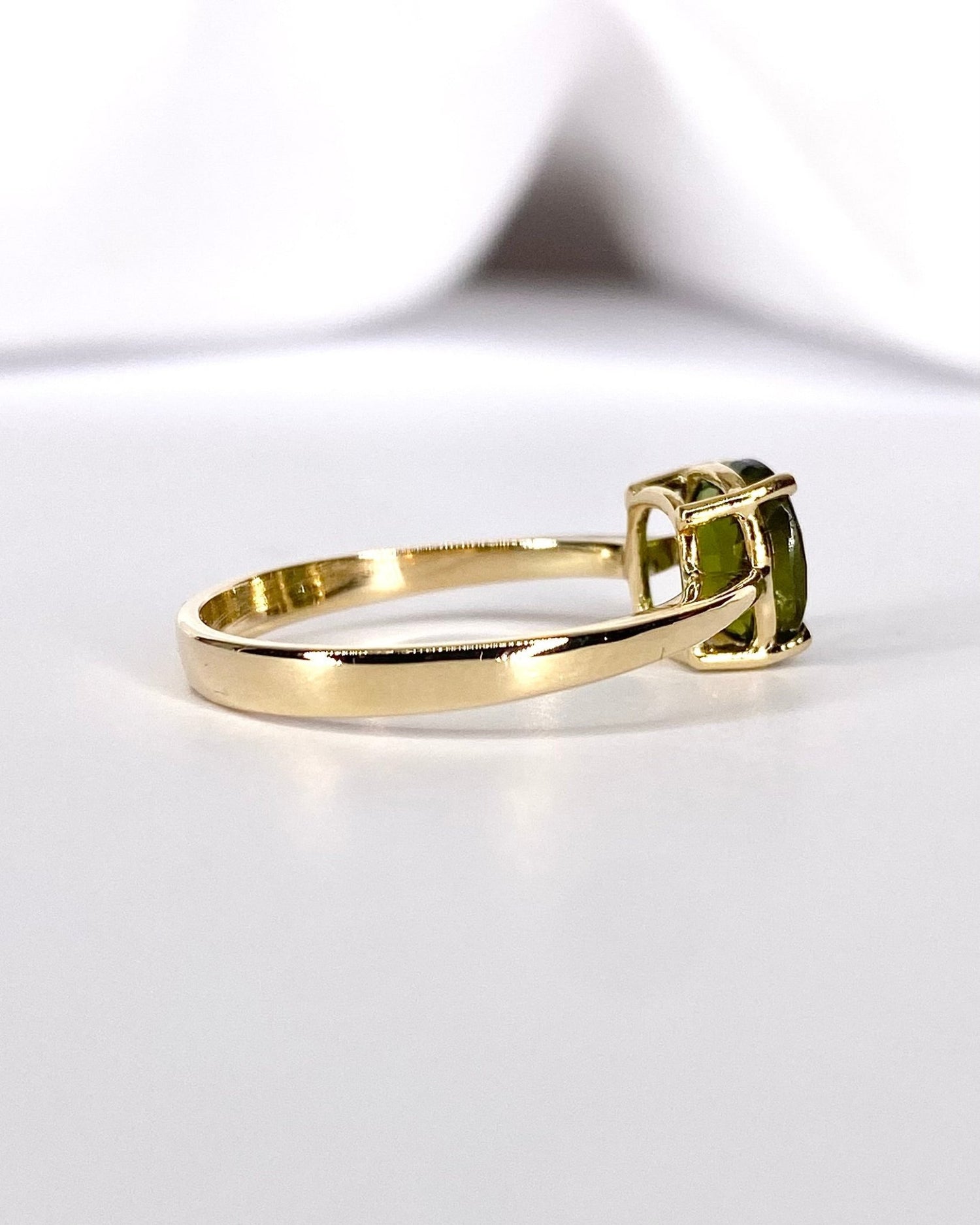 Bague Solitaire Tourmaline Verte 1.40 carat "Dune" - Elliade Paris