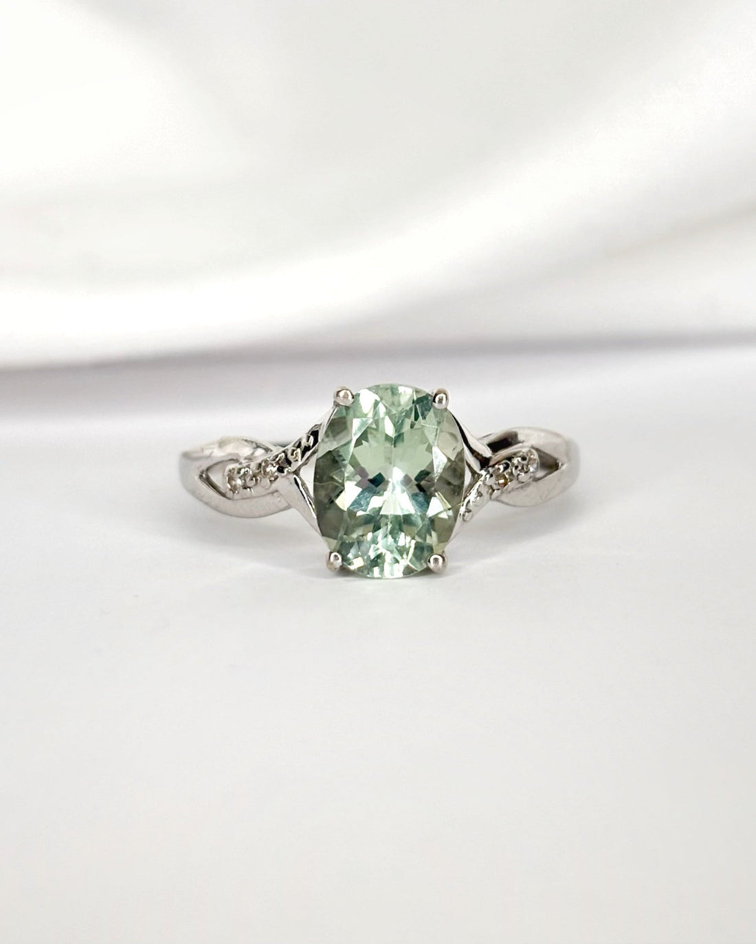 Bague Solitaire Tourmaline Verte 2.30 carats &amp; Diamants "Rita" - Elliade Paris