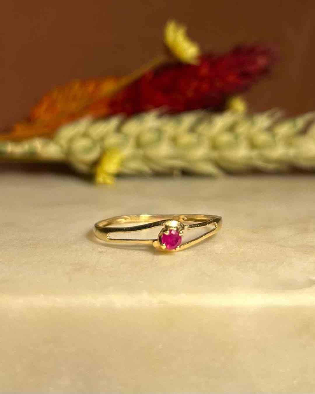 Bague Solitaire Vintage Rubis &quot;Téa&quot;