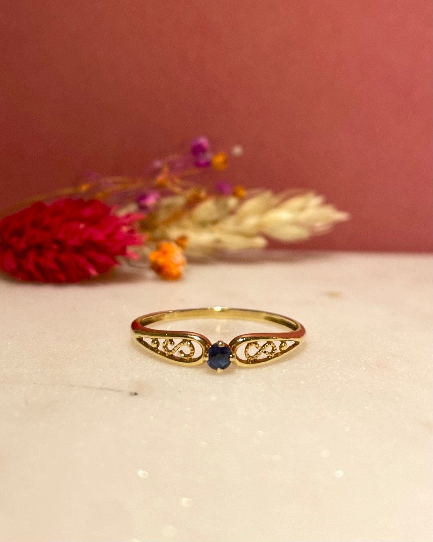 Bague Solitaire Vintage Saphir "Orphelia" - Elliade Paris