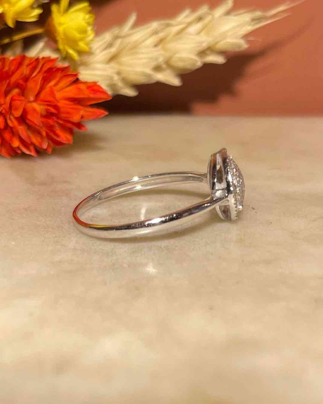 Bague style Art - déco 60 diamants &quot;Isa&quot; - Elliade Paris
