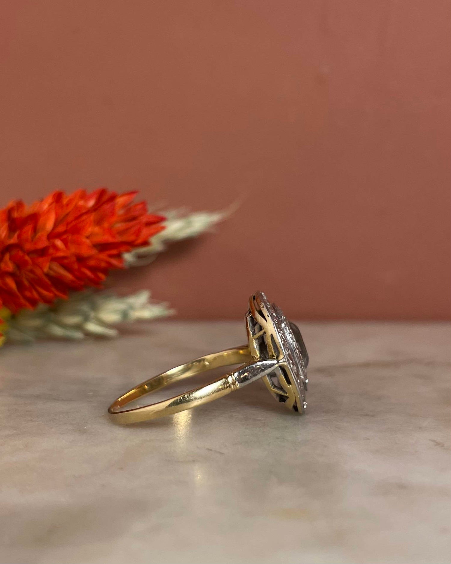 Bague style Art - Déco Aigue - Marine 0.80 carat &amp; Diamants &quot;Milaya&quot; - Elliade Paris
