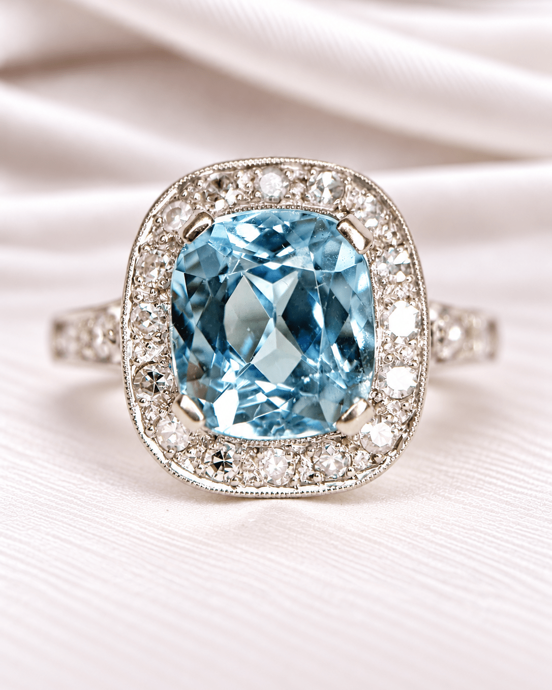Bague Style Art-Déco Aigue-Marine 3.40 carats &amp; Diamants 0.36 carat 5.38g "Pamela" - Elliade Paris