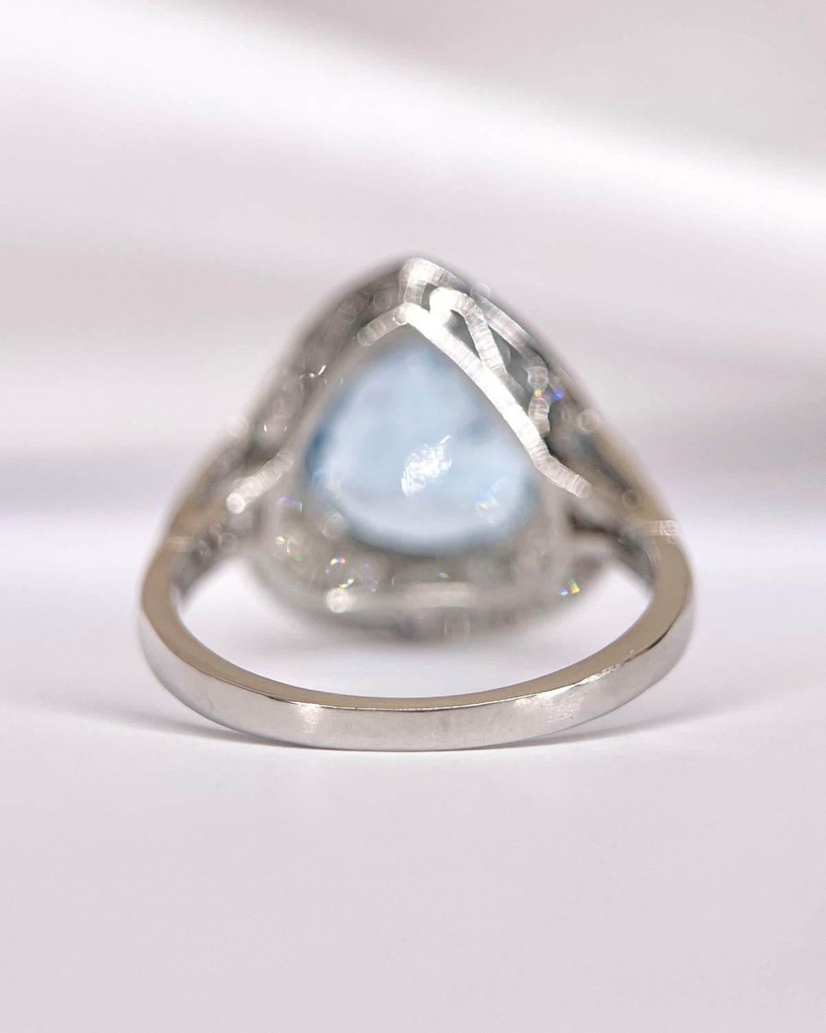 Bague Style Art-Déco Aigue-Marine 3.88 carats &amp; Diamants 0.49 carat "Ariette" - Elliade Paris