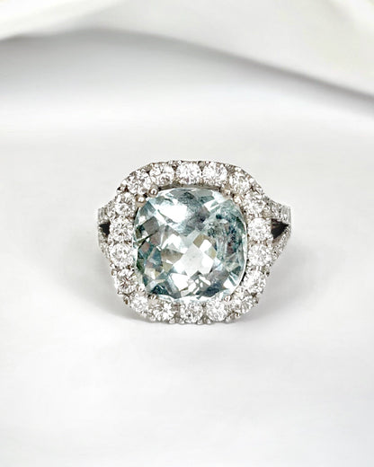 Bague Style Art - Déco Aigue - Marine 6.85 carats &amp; Diamants 1 carat &amp; Or 10,37g "Célia" - Elliade Paris