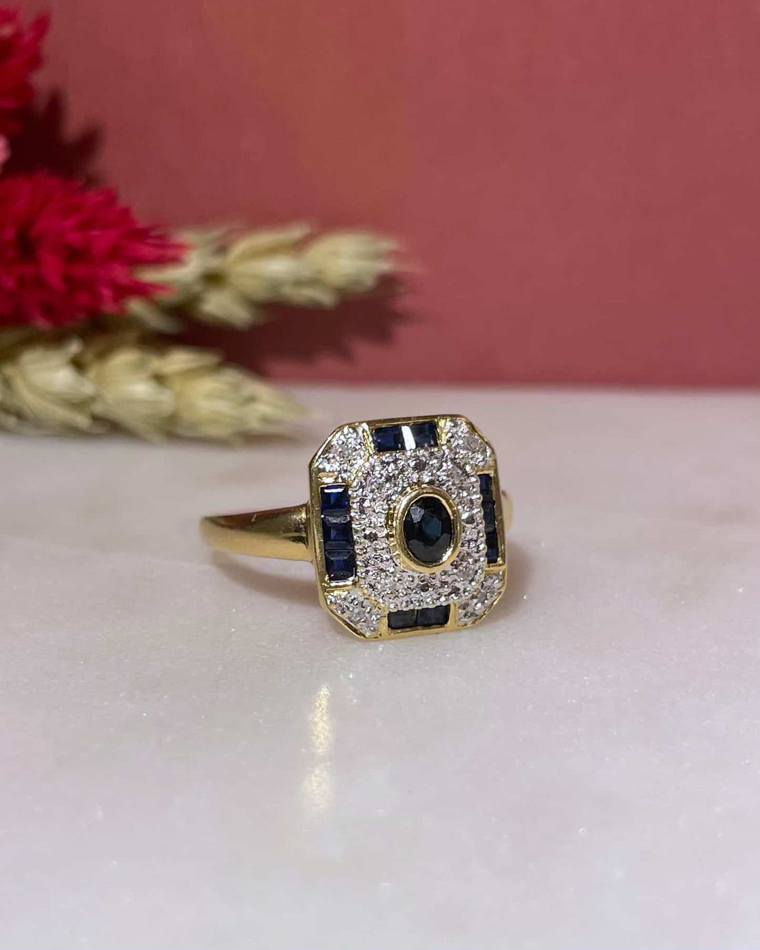 Bague style Art-déco Saphirs 0.50 carat et Diamants &quot;Eleni&quot;