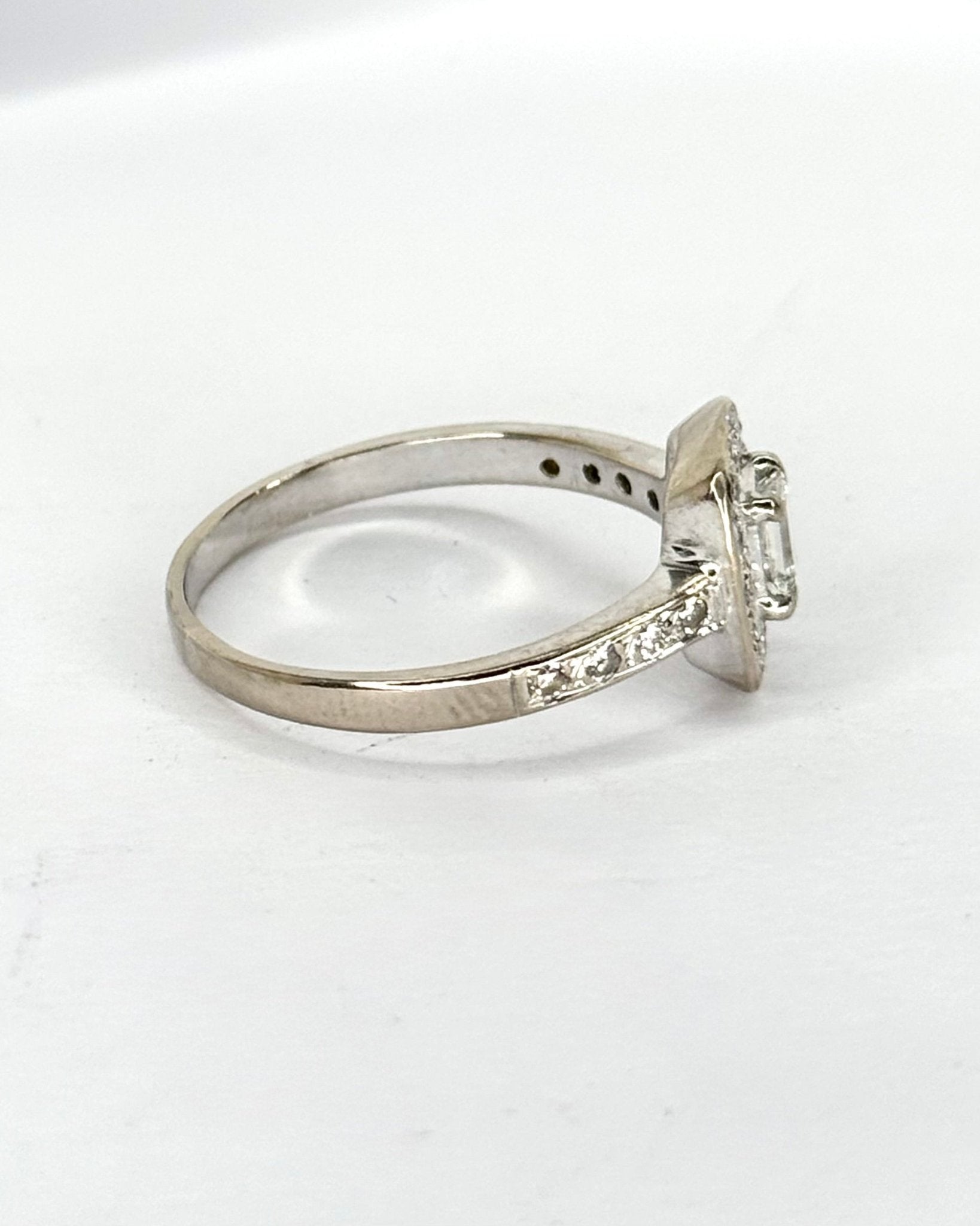 Bague Style Art-Déco Diamants 0.77 carat 4,32g "Laurice" - Elliade Paris