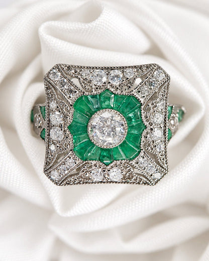 Bague Style Art-Déco Diamants 0.77 carat &amp; Émeraudes "Isolde" - Elliade Paris