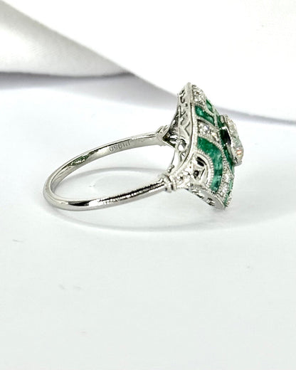 Bague Style Art-Déco Diamants 0.79 carat &amp; 39 Émeraudes 0.78 carat "Morgane" - Elliade Paris