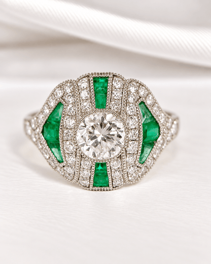 Bague Style Art-Déco Diamants 1.51 carat &amp; Émeraudes 0.54 carat "Shana" - Elliade Paris